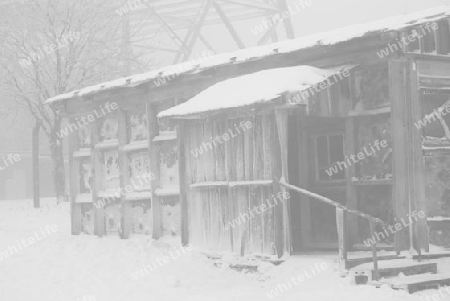 Das Haus mit Schnee