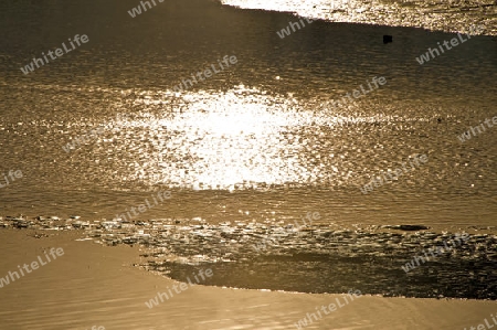 Sonnenaufgang am See