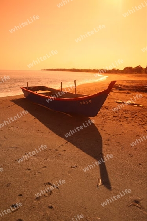 Der Strand von Betano an der Suedkueste in Ost Timor auf der in zwei getrennten Insel Timor in Asien.  