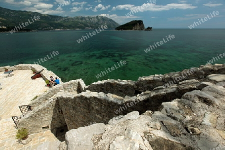 Die Aussicht von der Zitadelle in der Stadt Budva an der Mittelmeer Kueste in Montenegro im Balkan in Osteuropa.  