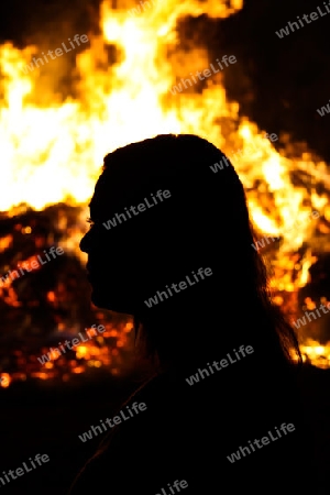 Osterfeuer  - Volkssitte um den Winter zu vertreiben