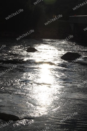 Licht auf dem Bjerkreimselva