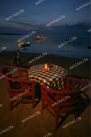 ASIEN, INDONESIEN, BALI, INSEL, NUSA LEMBONGAN, STRAND, LANDSCHAFT, JUNGUTBATU, RESTAURANT, ABEND, STIMMUNG,      (URS FLUEELER)