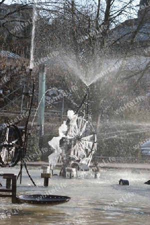 tinguely1