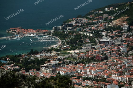 Die Stadt Budva an der Mittelmeer Kueste in Montenegro im Balkan in Osteuropa. 