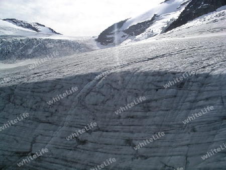 SAC Tierberglih?tte beim Steingletscher