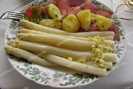 Essen mit Spargel