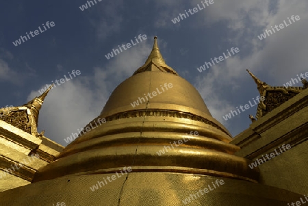 Der Wat Phra Kaew in der Stadt Bangkok in Thailand in Suedostasien.