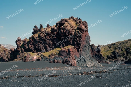 Der Westen Islands, am westlichen Ende der Halbinsel Sn?fellsnes, Blick auf mineralreiche Lavaformationen, vom schwarzen Strand von Djupalonssandur aus gesehen