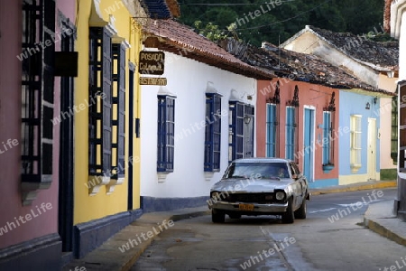 Amerika, Suedamerika, Venezuela, Karibik, Choroni Das Koloniale Dorf von Choroni im Nationalpark Henri Pittier im zentralen norden von Venezuela.       (Urs Flueeler) 