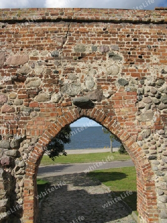 Tor mit Blick zum Haff. Kamien Pomorski, Cammin in Pommern