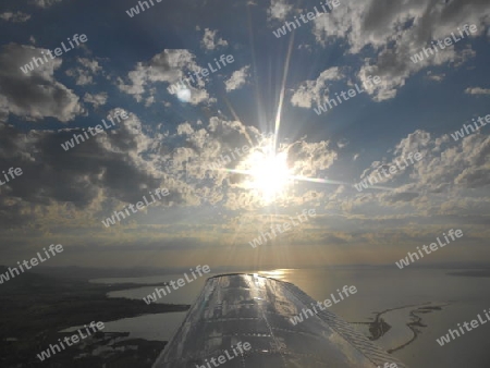 Blick auf den Bodensee aus einer PA28