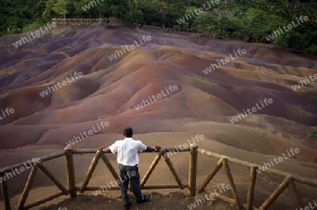 Die Landschaft bei den Terres des Couleures oder Farbige Erde bei Cachamel im Zentralen Gebierge der Insel Mauritius      