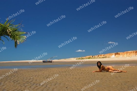 Jerlane on beach