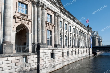 Berlin Museumsinsel / Bode-Museum Seitenansicht