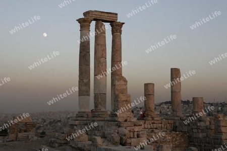 The Ruins of the citadel Jabel al Qalah in the City Amman in Jordan in the middle east.