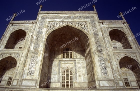 the Taj mahal in the city of Agra in India.