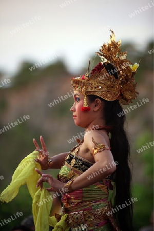 Asien, Indonesien, Bali, Ulu Watu Tempel, Kecak Dance, Show, Tempel, Landschaft, Natur, Meer,
Ein Bali Dance Show mit Kecak Dance beim Ulu Watu Tempel im sueden von Bali im osten von Indonesien.       (Urs Flueeler) 