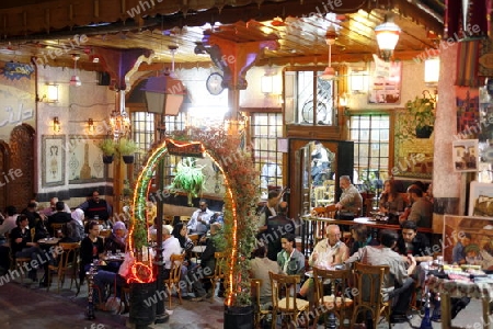  Ein traditionelles Cafe im Souq und Altstadt von Damaskus in der Hauptstadt von Syrien. 