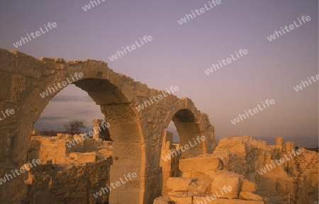 Die Ruinen von Kurion im sueden von Zypern im Mittelmeer.  