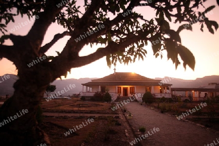 Das Koloniale Hotel Pousada de Maubisse hoch ueber dem Bergdorf Maubisse suedlich von Dili in Ost Timor auf der in zwei getrennten Insel Timor in Asien. 