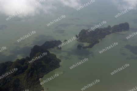 Die Landschaft von Ao Phang Nga nationalpark bei der Insel Phuket im sueden von Thailand in Suedostasien.