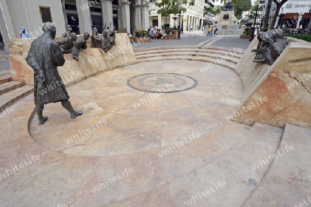 Unabh?ngigkeitsdenkmal in der Fussgaengerzone in der Altstadt von  Guayaquil, Ecuador, Suedamerika