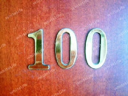 100