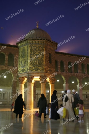 Asien, Naher Osten, Syrien, Damaskus,   Der Innenhof der  Omaijad Moschee im Souq und Altstadt von Damaskus in der Hauptstadt von Syrien. 