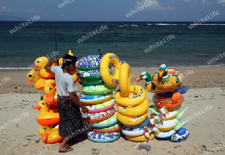 Ein Strand in Sanur im Sueden der Insel Bali in Indonesien in Suedostasien.