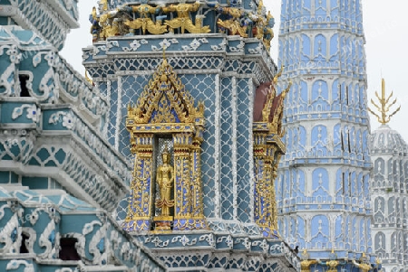 Die Tempelanlage des Wat Phra Kaew in der Hauptstadt Bangkok von Thailand in Suedostasien.