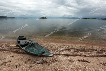 Europa, Osteuropa, Balkan. Montenegro, Skadar, See, Landschaft, Murici, Strand, Beach, Fischerboot, 