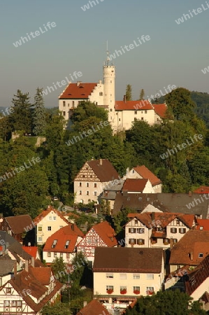 G??weinstein mit Burg