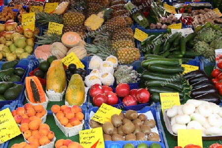 Marktstand mit Obst