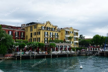 Hafen von Sirmione