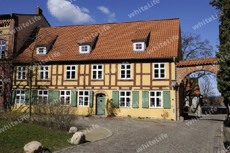 restaurierte Fachwerkh?user auf dem Gel?nde des Johannis Kloster, Stralsund , Altstadt,  Unesco Weltkulturerbe, Mecklenburg Vorpommern, Deutschland, Europa , oeffentlicher Grund