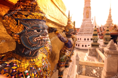 Eine Ramakien Figur im inneren des Wat Phra Keo im Tempelgelaende beim Koenigspalast im Historischen Zentrum der Hauptstadt Bangkok in Thailand. 