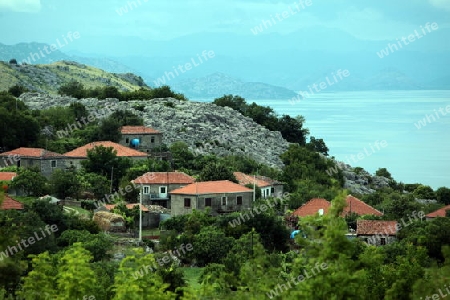 Europa, Osteuropa, Balkan. Montenegro, Skadar, See, Landschaft, Murici, Landwirtschaft, Bergdorf, Haus