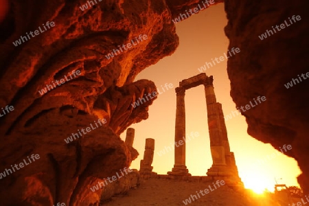 The Ruins of the citadel Jabel al Qalah in the City Amman in Jordan in the middle east.