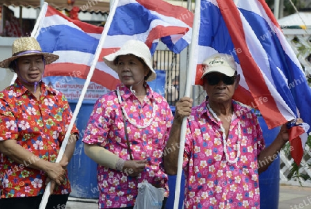 Das Songkran Fest oder Wasserfest zum Thailaendischen Neujahr ist im vollem Gange in Ayutthaya noerdlich von Bangkok in Thailand in Suedostasien.  