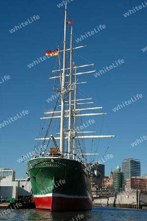 Segelschiff im Hamburger Hafen