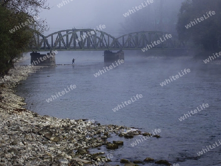 Nebellandschaft mit Fischer