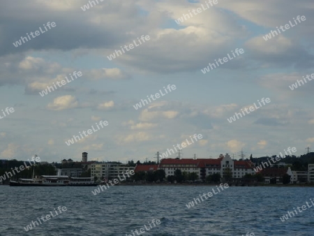 Kaiserstrandhotel mit Raddampfer