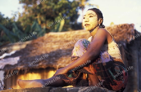 a women in the city of Moutsamudu on the Island of Anjouan on the Comoros Ilands in the Indian Ocean in Africa.   