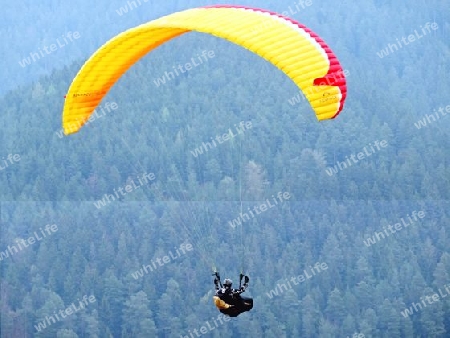 Paragliding