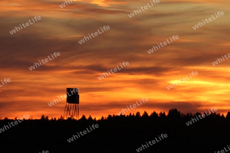 Jagdkanzel im Sonnenuntergang