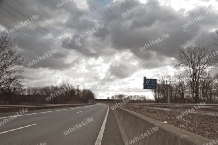 Gesperrte Autobahn A57