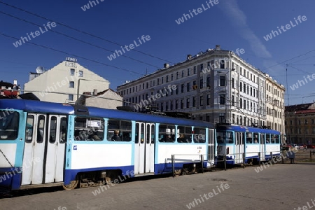 Europa, Osteuropa, Baltikum, Lettland, Riga, Altstadt, Strassenbahn, Tram, Zug, Stadtbahn,