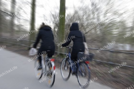 fast biking people