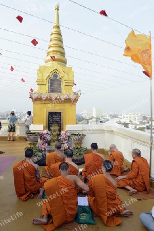 Die Tempelanlage des Goldenen Berg in der Hauptstadt Bangkok von Thailand in Suedostasien.